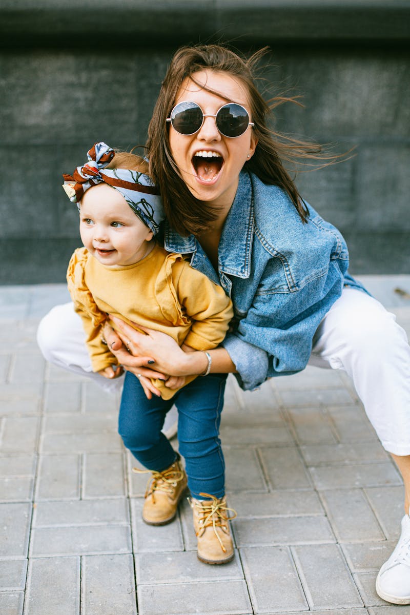 Parent bonding with baby using KoZe carrier